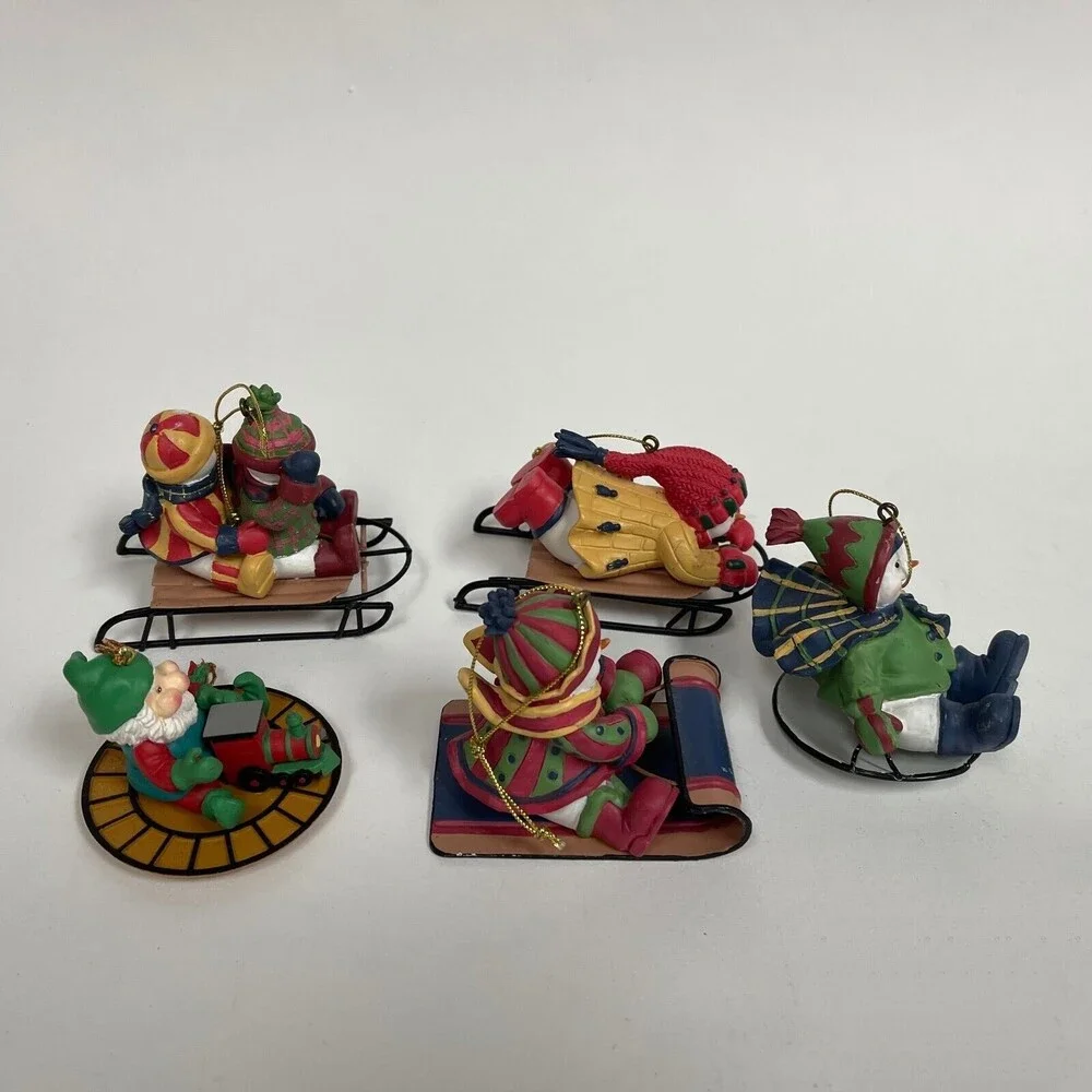 WMG snowmen sleds